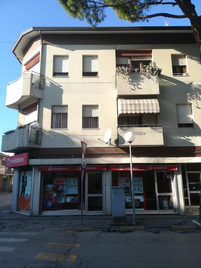 Manu Vintage B&B Cattolica Exterior foto